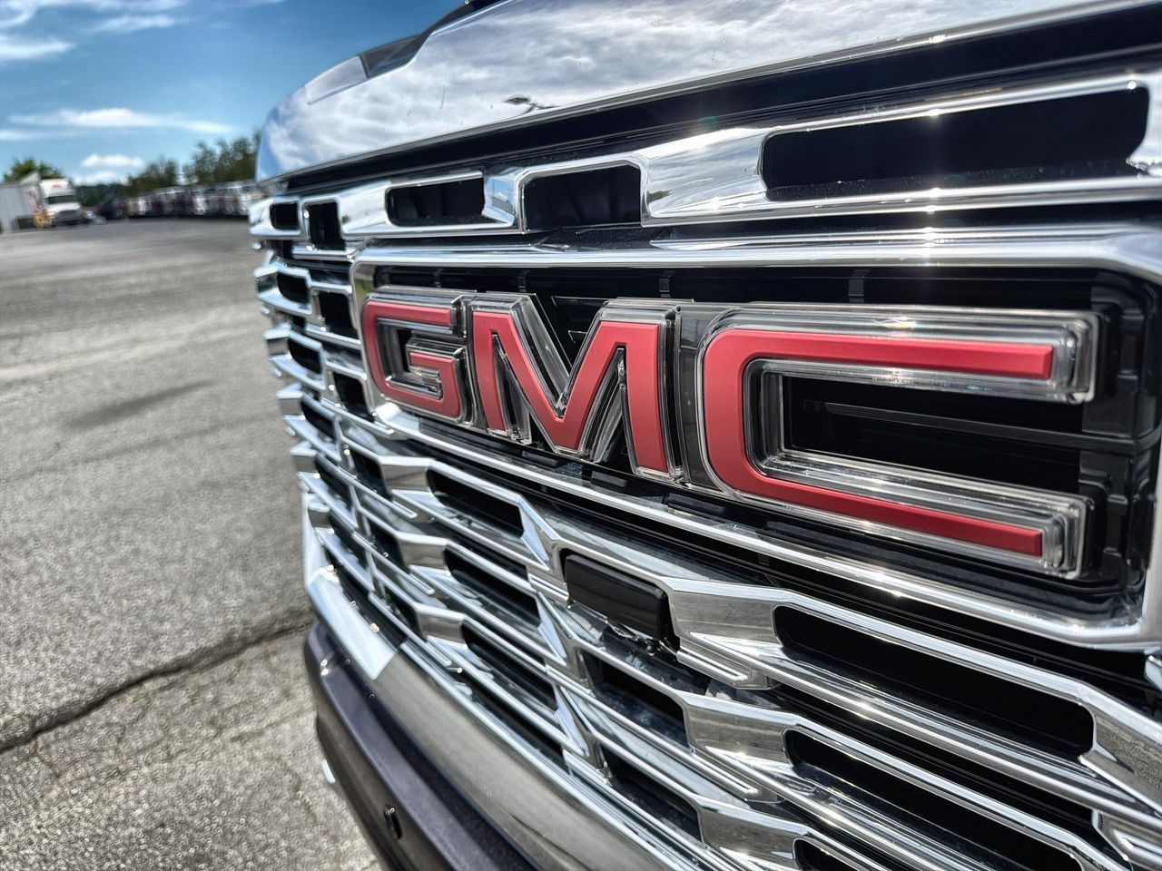 Used 2024 Titanium Rush Metallic GMC Denali image 26