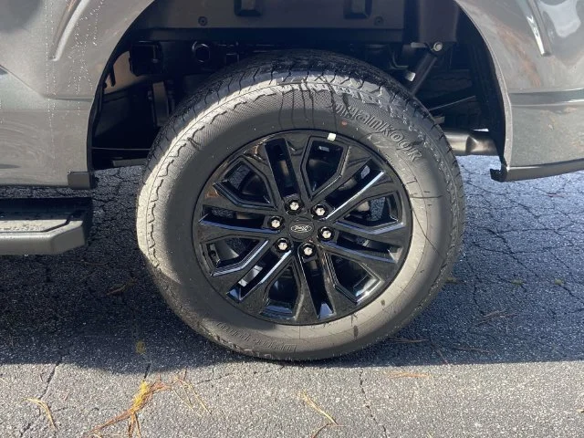 New 2026 Gray Ford Lariat image 7