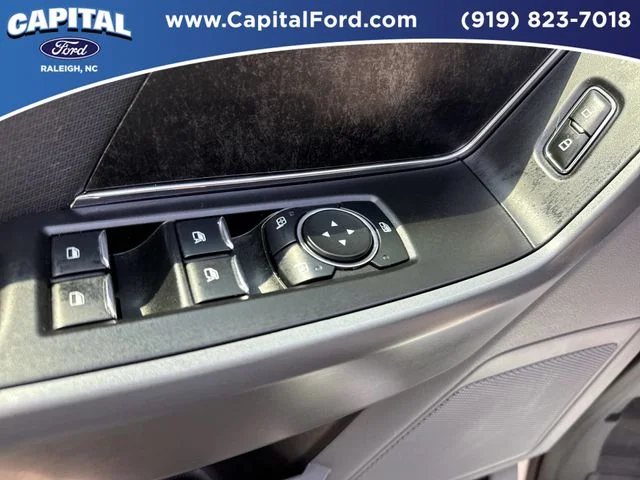 Used 2023 White Ford XLT image 21
