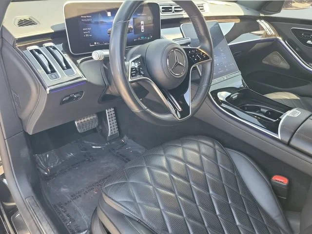 Used 2022 Black Mercedes-Benz S 580 image 21