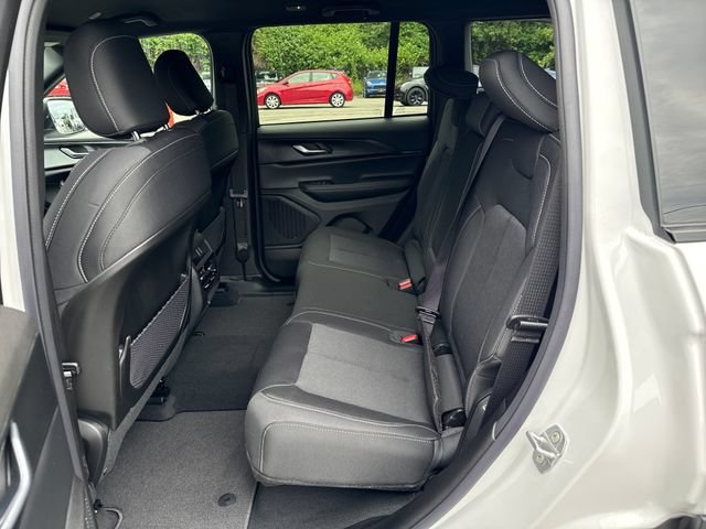 New 2026 Bright White Clear-Coat Exterior Paint Jeep Laredo image 13
