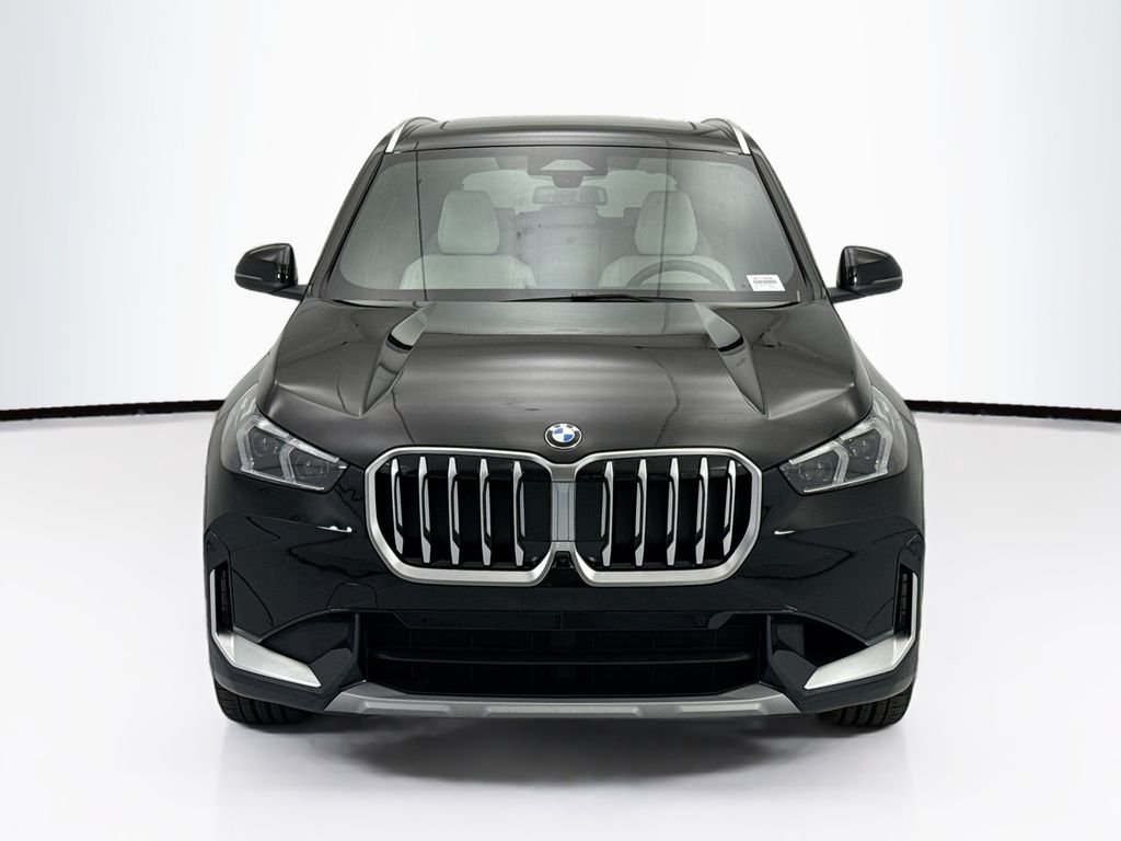 Used 2026 Jet Black BMW xDrive28i image 2