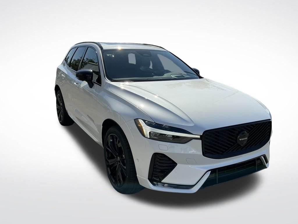 New 2026 White Volvo B5 Ultra Black Edition image 7