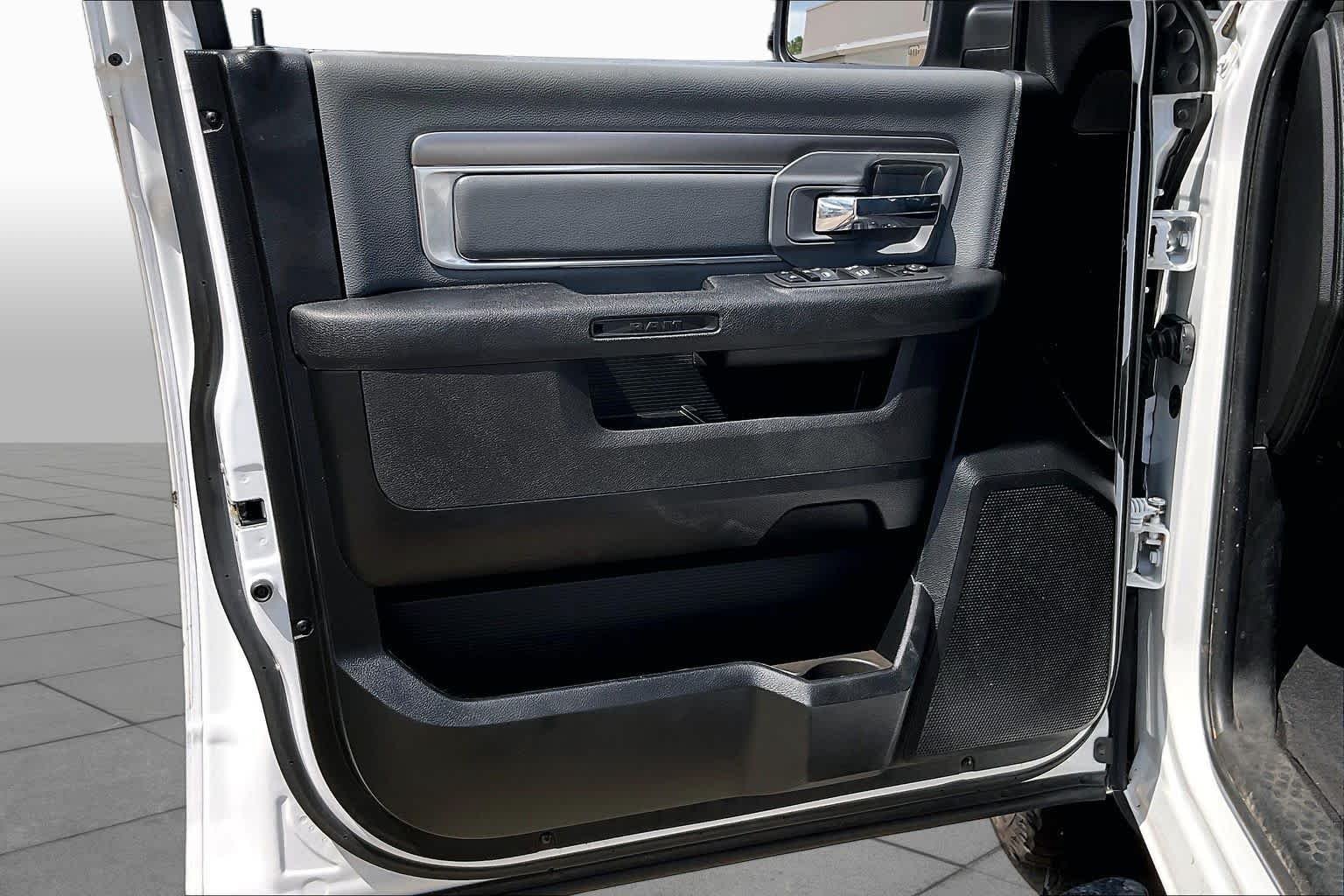 Used 2022 Bright White Clearcoat Ram SLT image 17