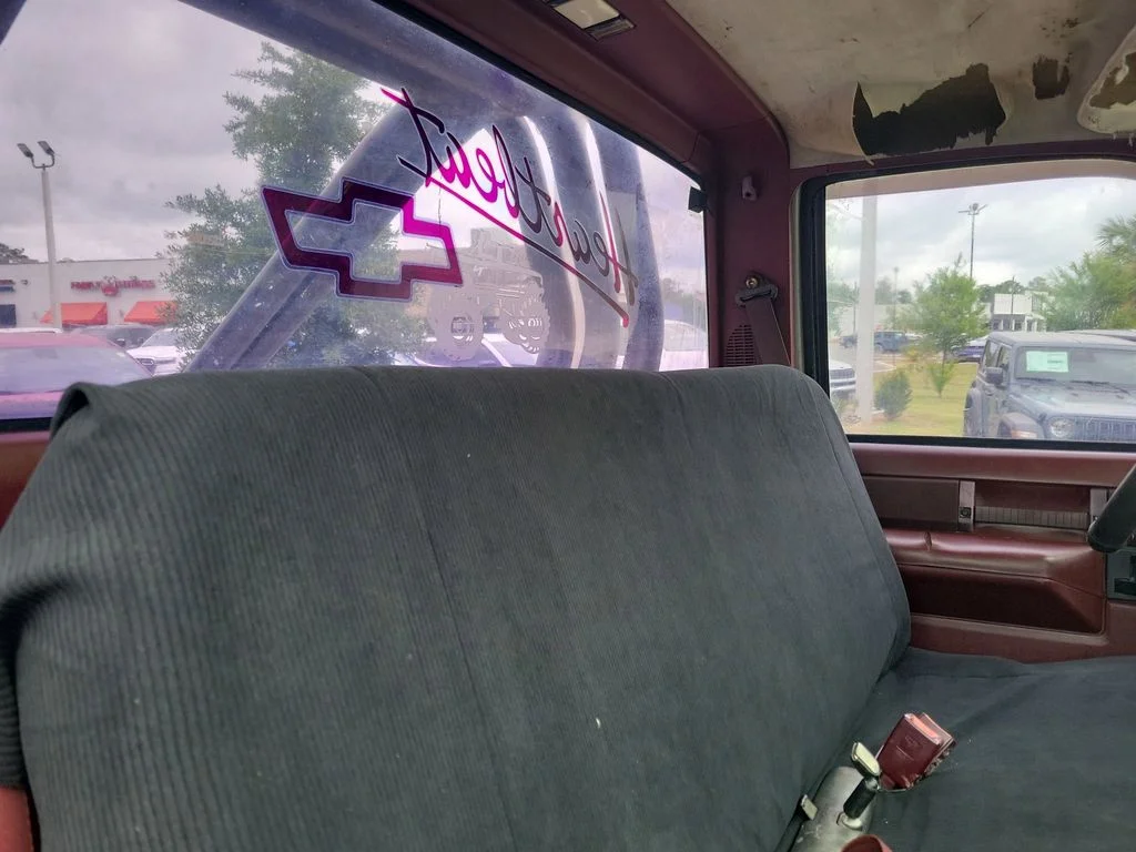 Used 1988 Silver Chevrolet  image 27