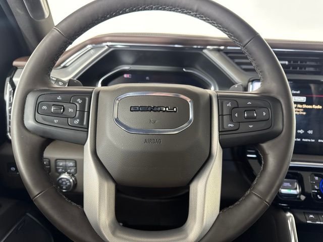 Used 2025 Silver GMC Denali image 19