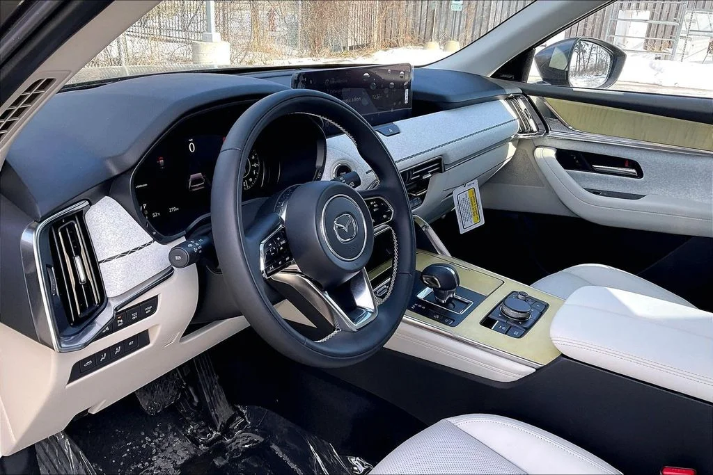 2026 Mazda CX-90 Premium Plus Package - Photo 8