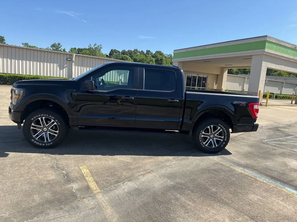 Used 2023 Agate Black Metallic Ford XL image 7