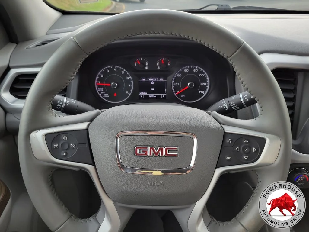 Used 2019 Gray GMC SLE-2 image 33