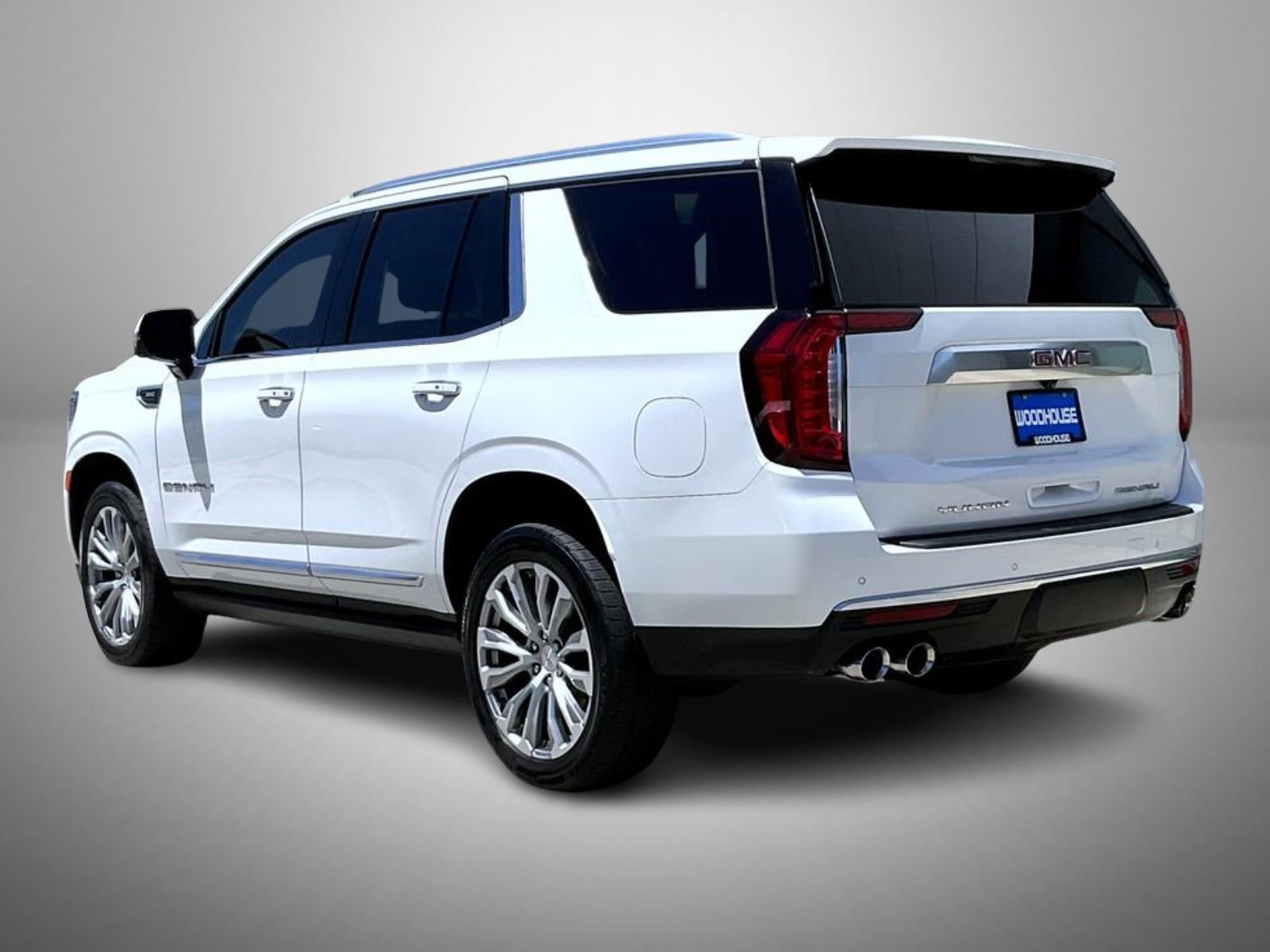 Used 2022 White GMC Denali image 7