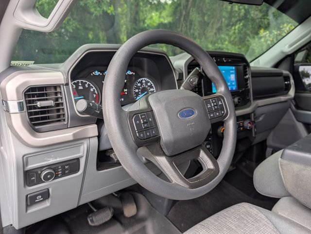 Used 2022 White Ford XLT image 30