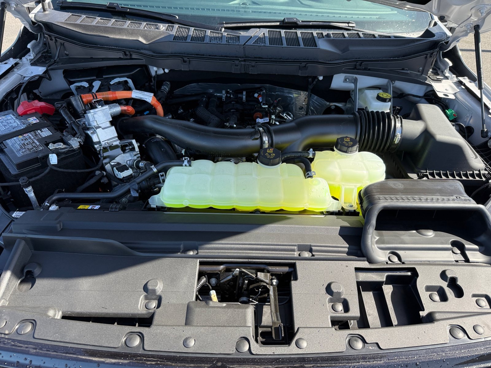 New 2026 Avalanche Ford XLT Hybrid image 20