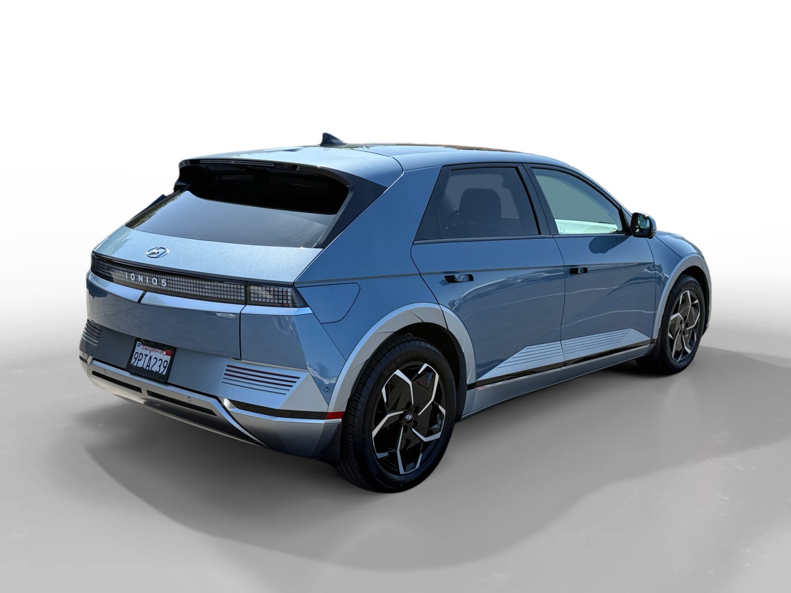 Used 2024 Blue Hyundai Limited image 5