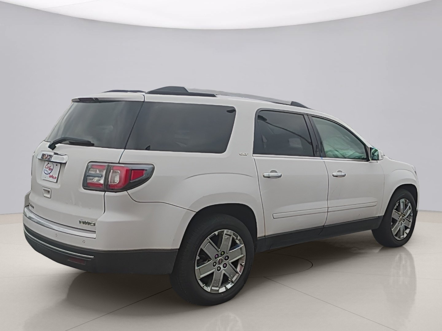 Used 2017 White Gmc LIMITED image 5