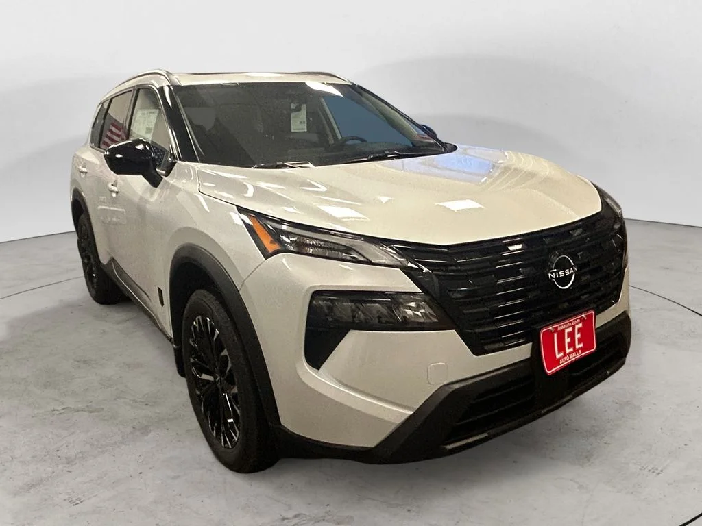 New 2026 Everest White Pearl Tricoat Nissan Dark Armor image 7