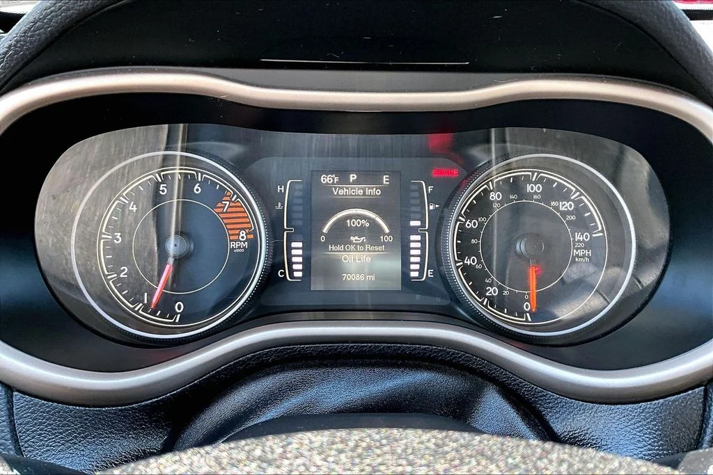 Certified Used 2017 Silver Jeep Sport image 13