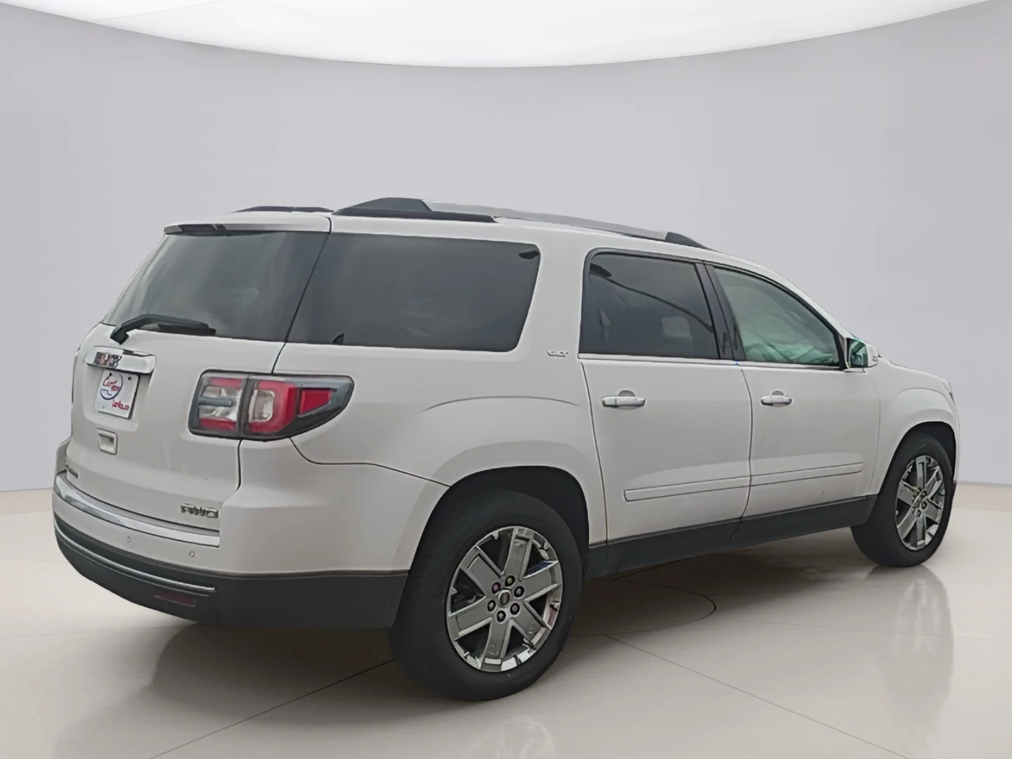 Used 2017 White Gmc LIMITED image 5