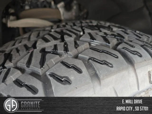Used 2024 Black GMC SLT image 28