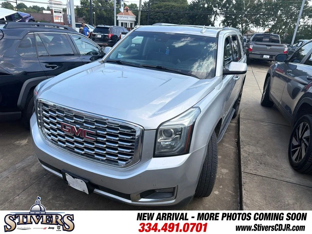 Used 2020 Silver GMC Denali image 2