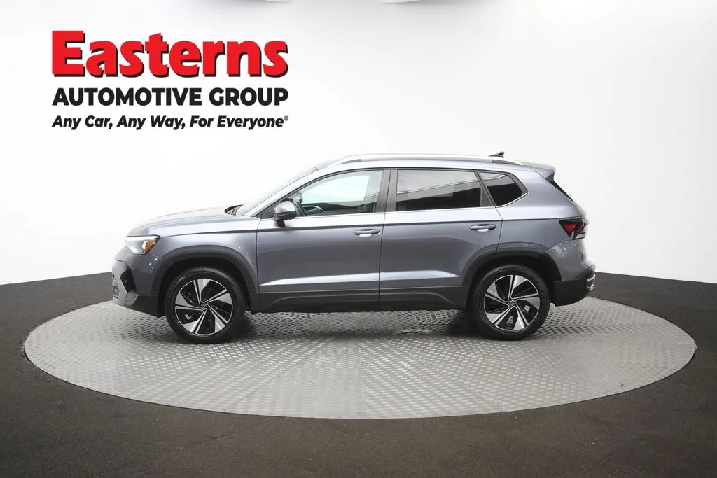 Used 2025 Gray Volkswagen 1.5T SE image 58