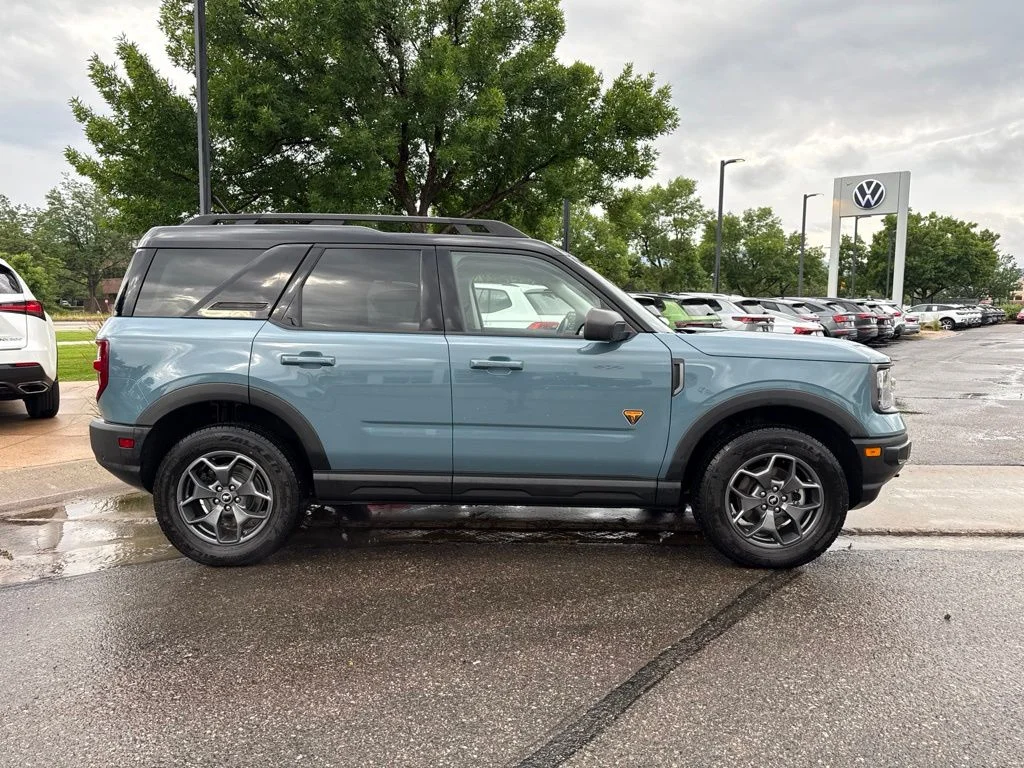 Used 2021 Blue Ford Badlands image 6