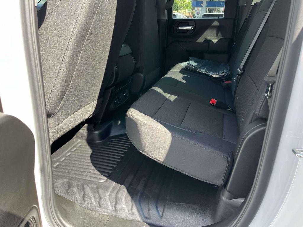 2026 GMC Sierra 2500HD Pro - Photo 18