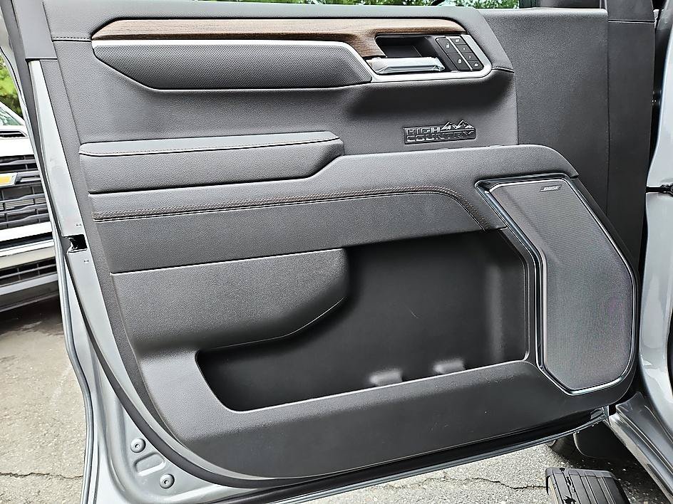2026 Chevrolet Silverado 1500 High Country - Photo 13