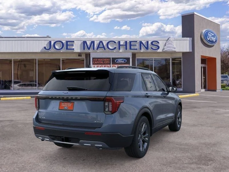 New 2026 Vapor Blue Metallic Ford Active image 8