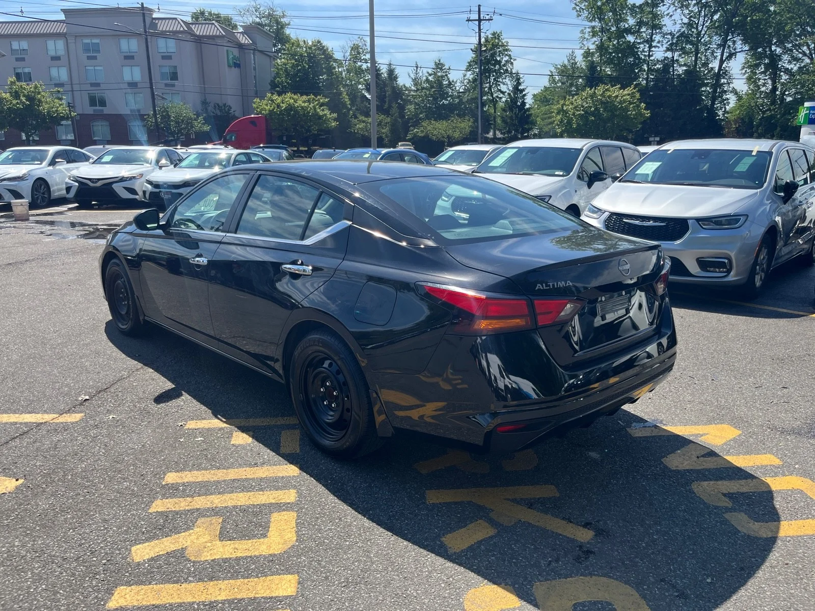 Used 2024 Super Black Nissan 2.5 S image 6