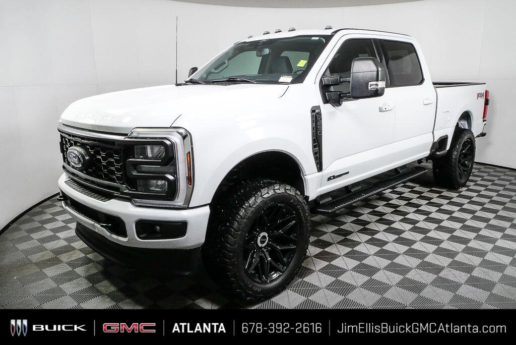Used 2024 Oxford White Ford XLT image 25