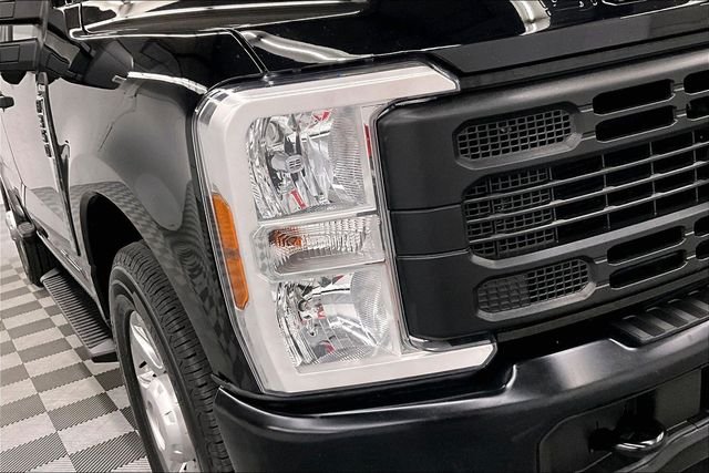 2024 Ford F-350 Super Duty XL - Photo 34