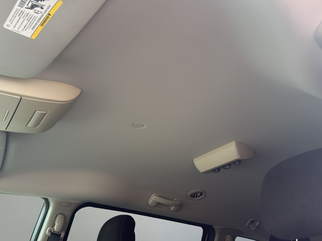 Used 2019 Gray Dodge SE image 19