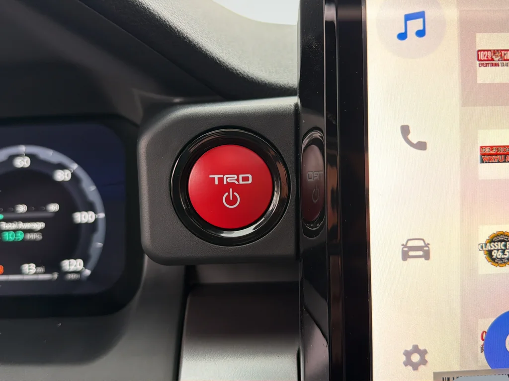 2026 Toyota Tacoma TRD Sport - Photo 12