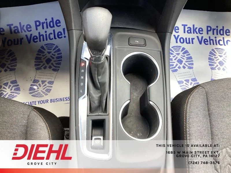 Used 2022 Red Chevrolet LT image 36