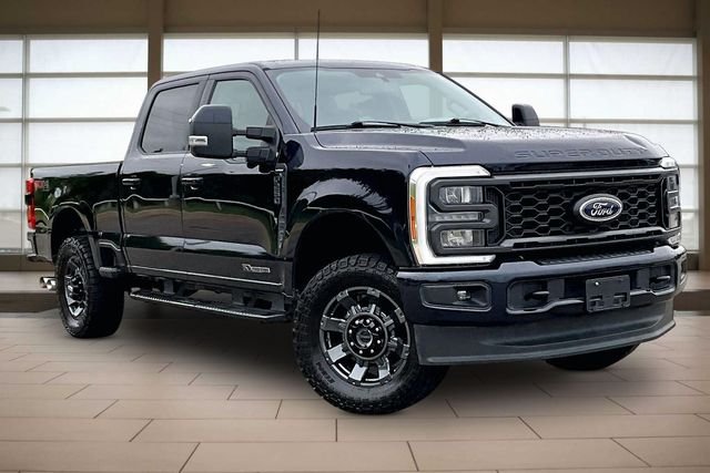 Used 2023 Blue Ford Lariat image 12