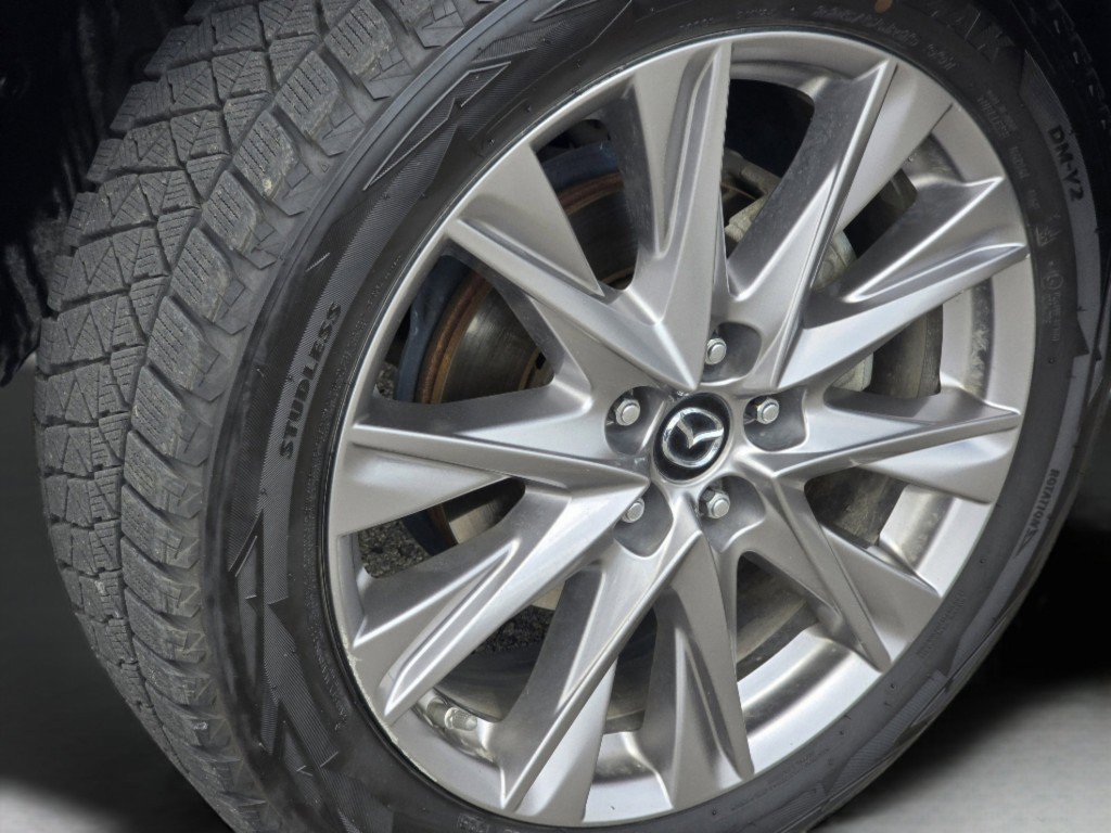 Used 2019 Snowflake White Pearl Mica Mazda Grand Touring image 25