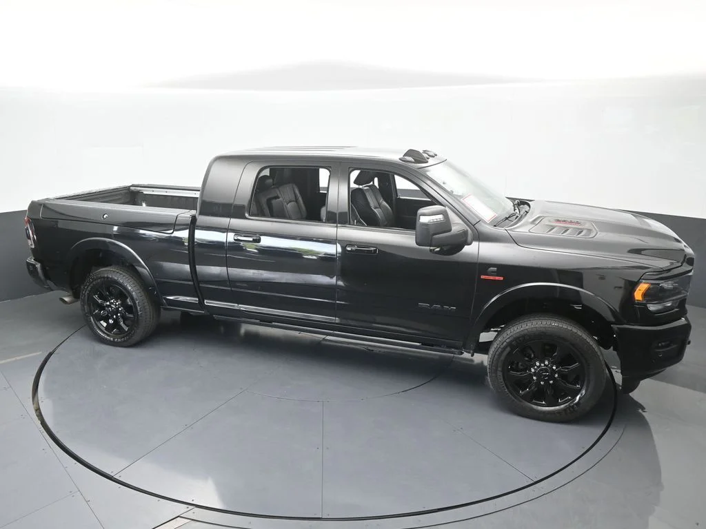 Used 2023 Diamond Black Crystal Pearlcoat Ram Limited image 66