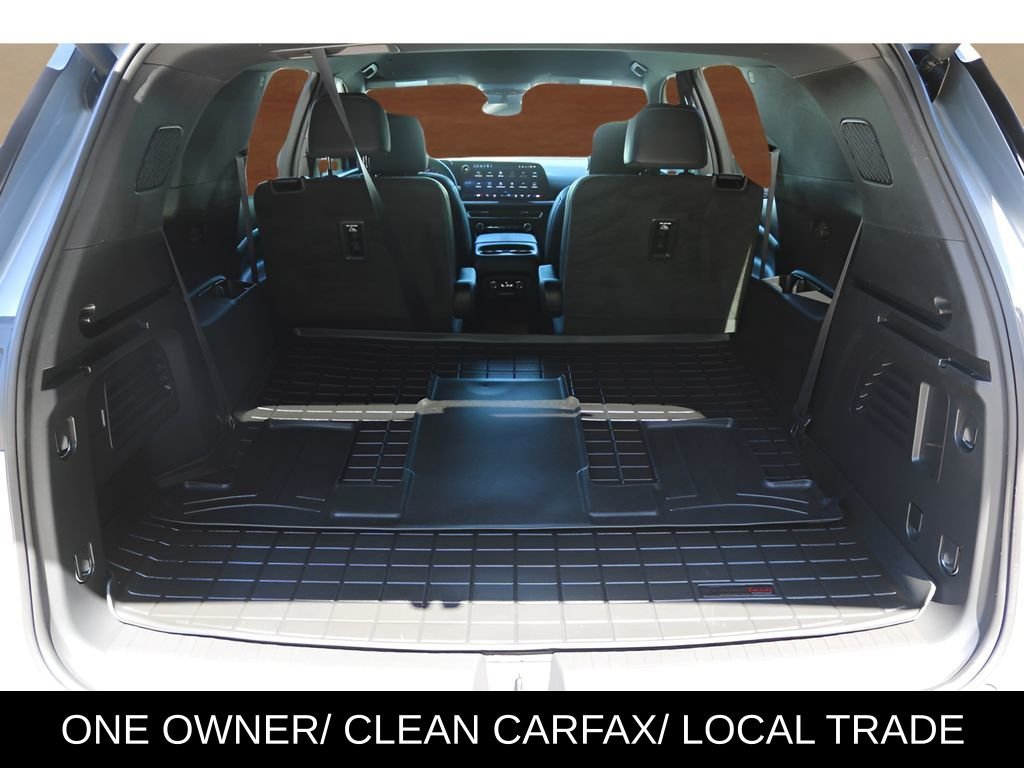 Used 2026 Gray Chevrolet Z71 image 16
