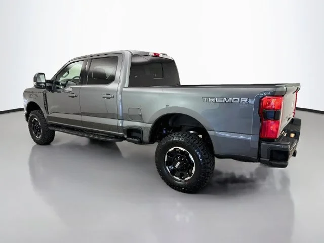 New 2027 Carbonized Gray Metallic Ford F-250® XLT image 5