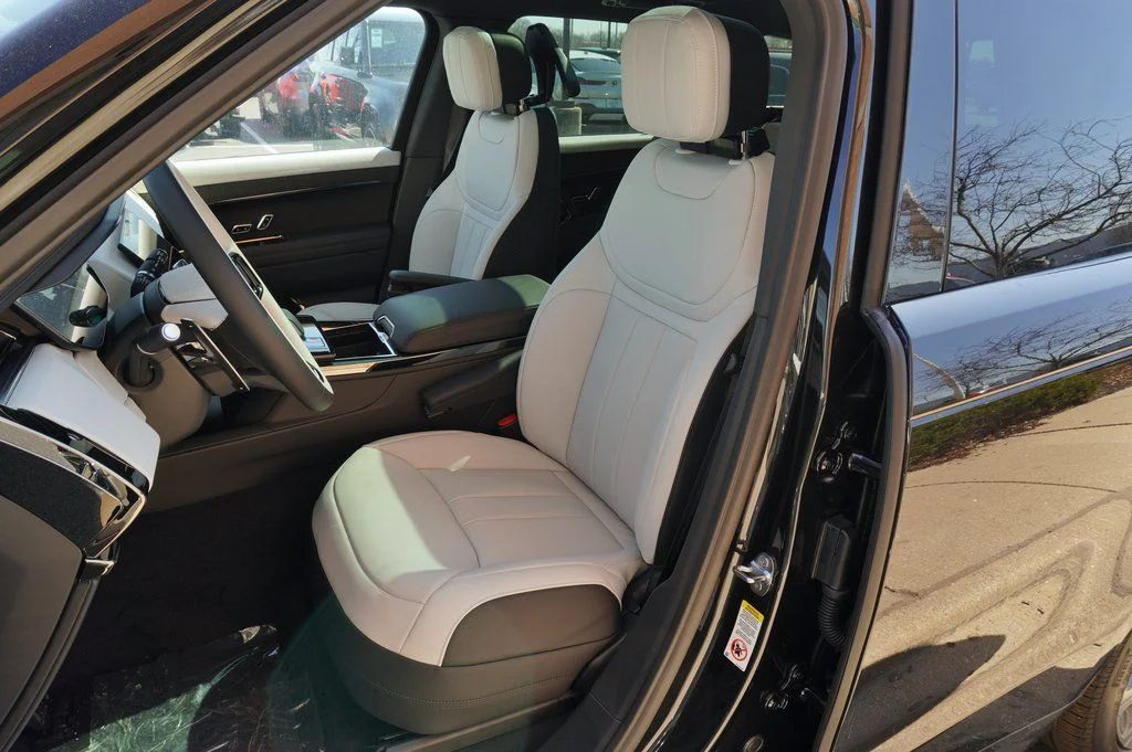 Certified Used 2026 Black Land Rover Dynamic SE image 14