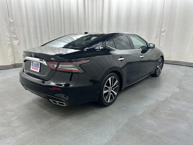 Used 2023 Black Nissan 3.5 SL image 6