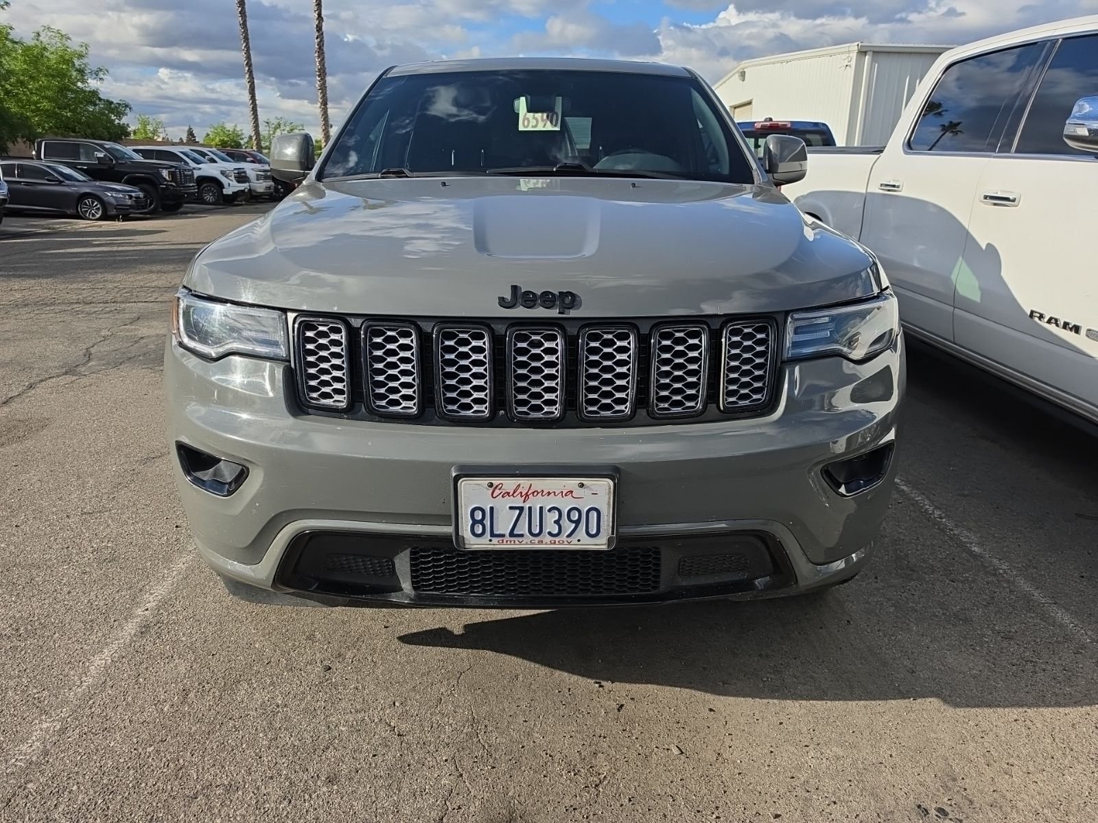 2020 Jeep Grand Cherokee Altitude photo 6
