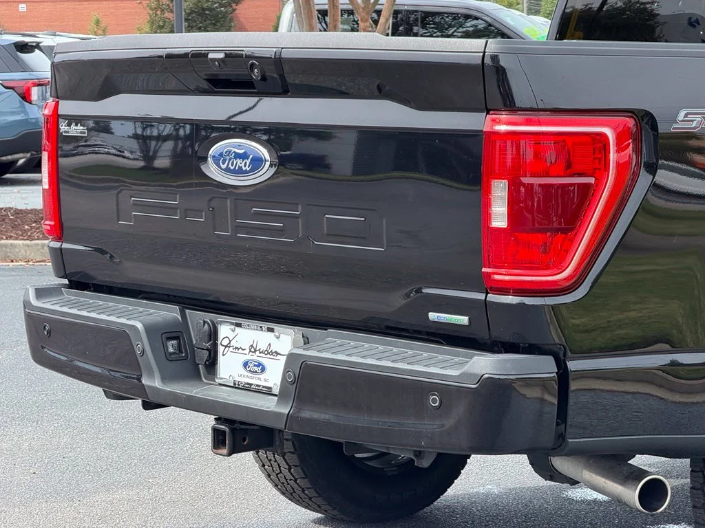 Used 2023 Black Ford XLT image 16