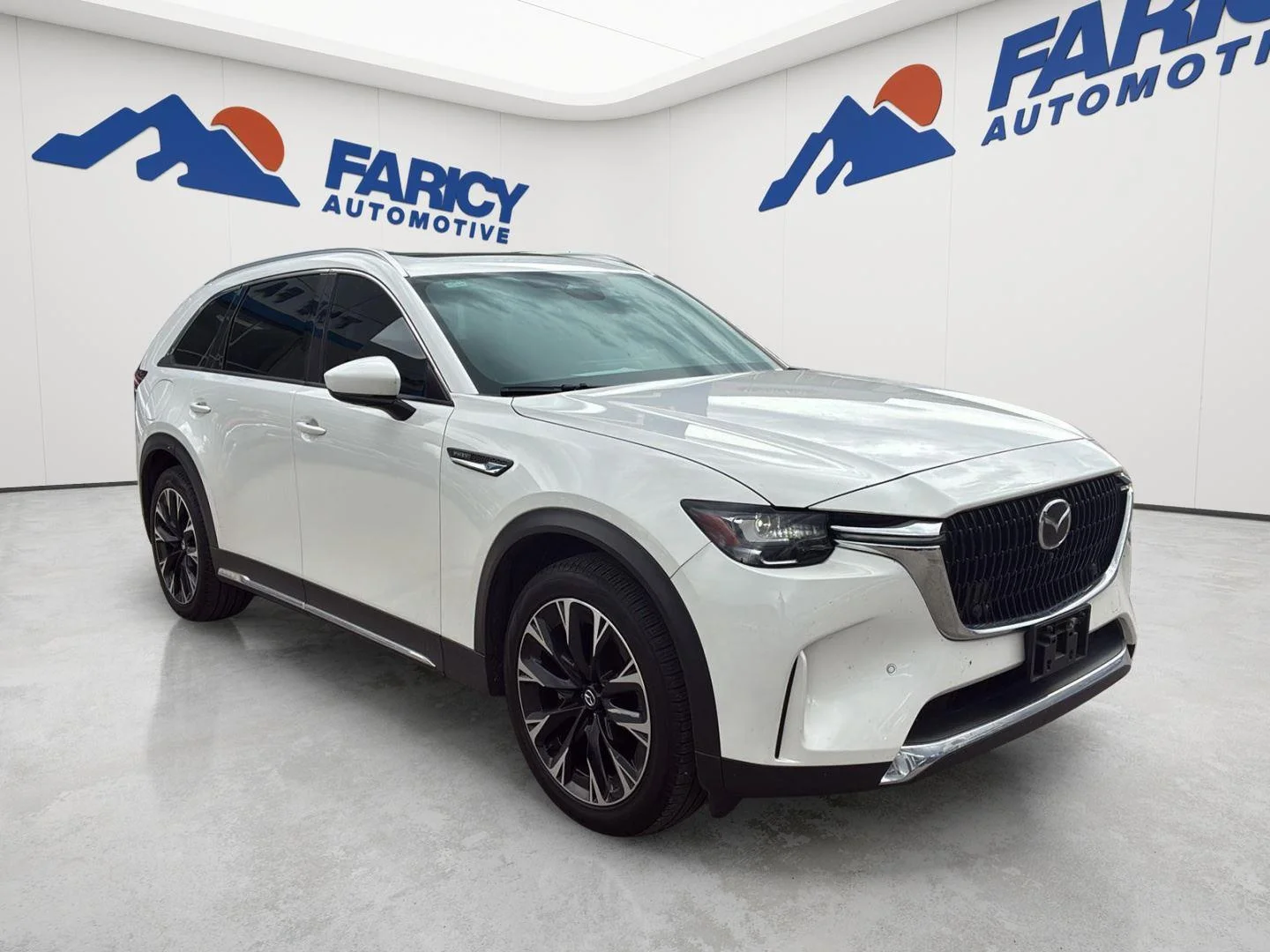 Used 2024 Rhodium White Premium Mazda Premium Plus image 2