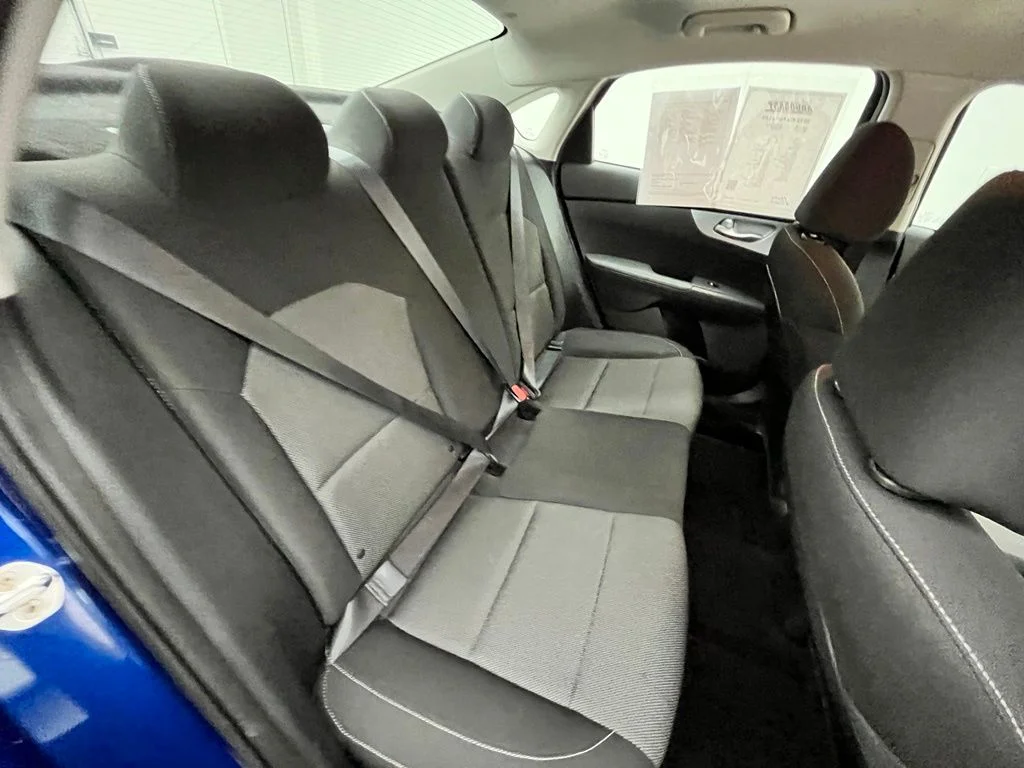 Used 2023 Blue Kia LXS image 35