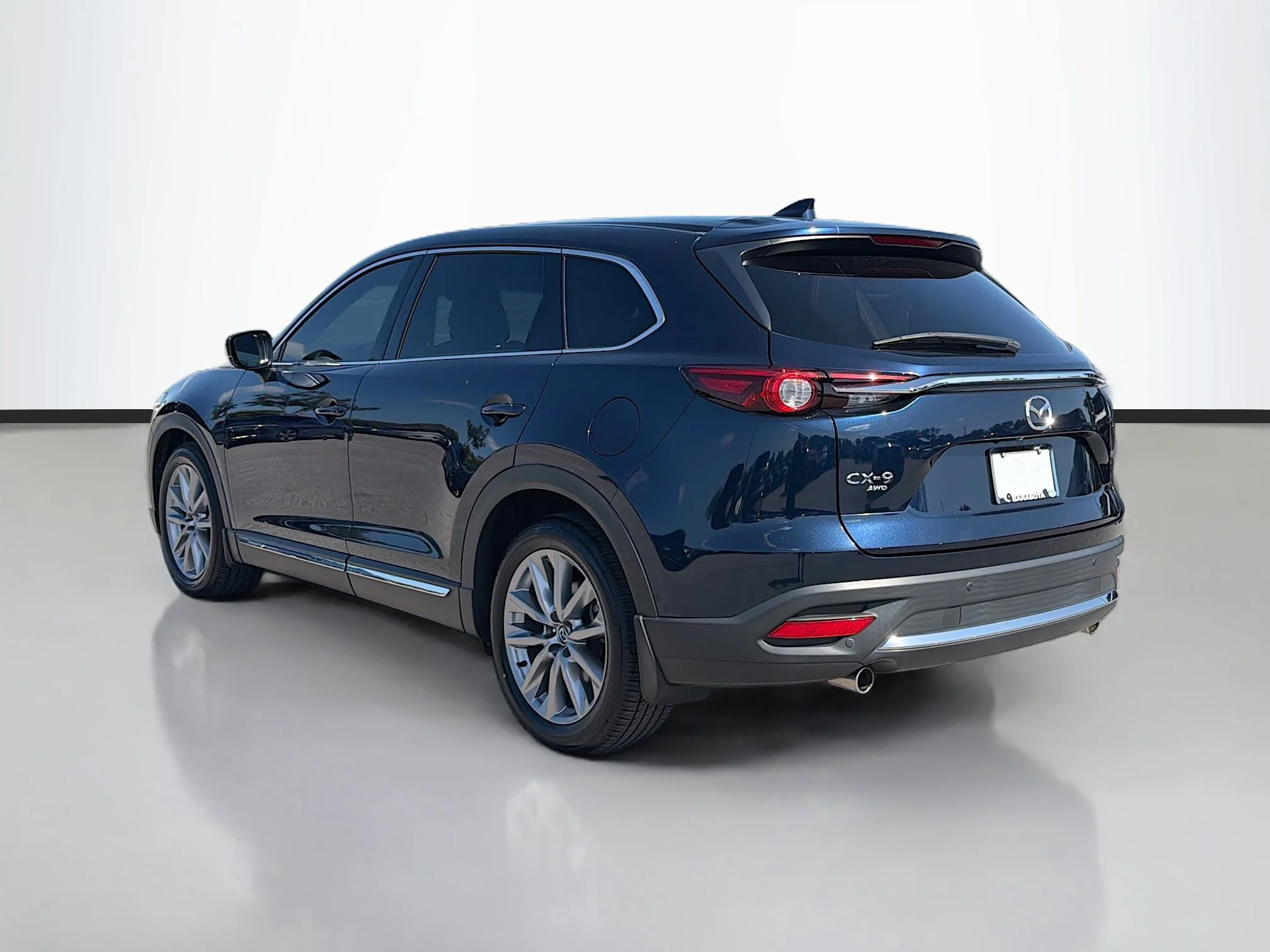 Used 2023 Deep Crystal Blue Mica Mazda Grand Touring image 3