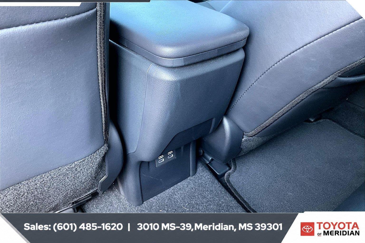 Used 2024 Wind Chill Pearl Toyota Limited image 24