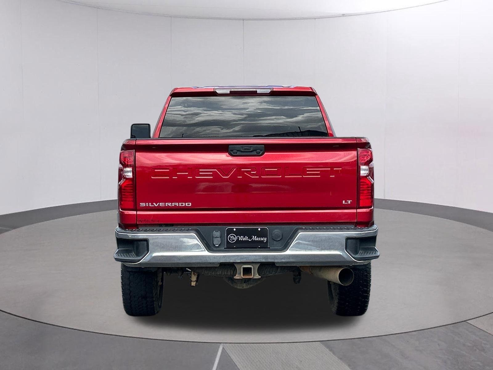 Used 2022 Cherry Red Tintcoat Chevrolet LT image 4