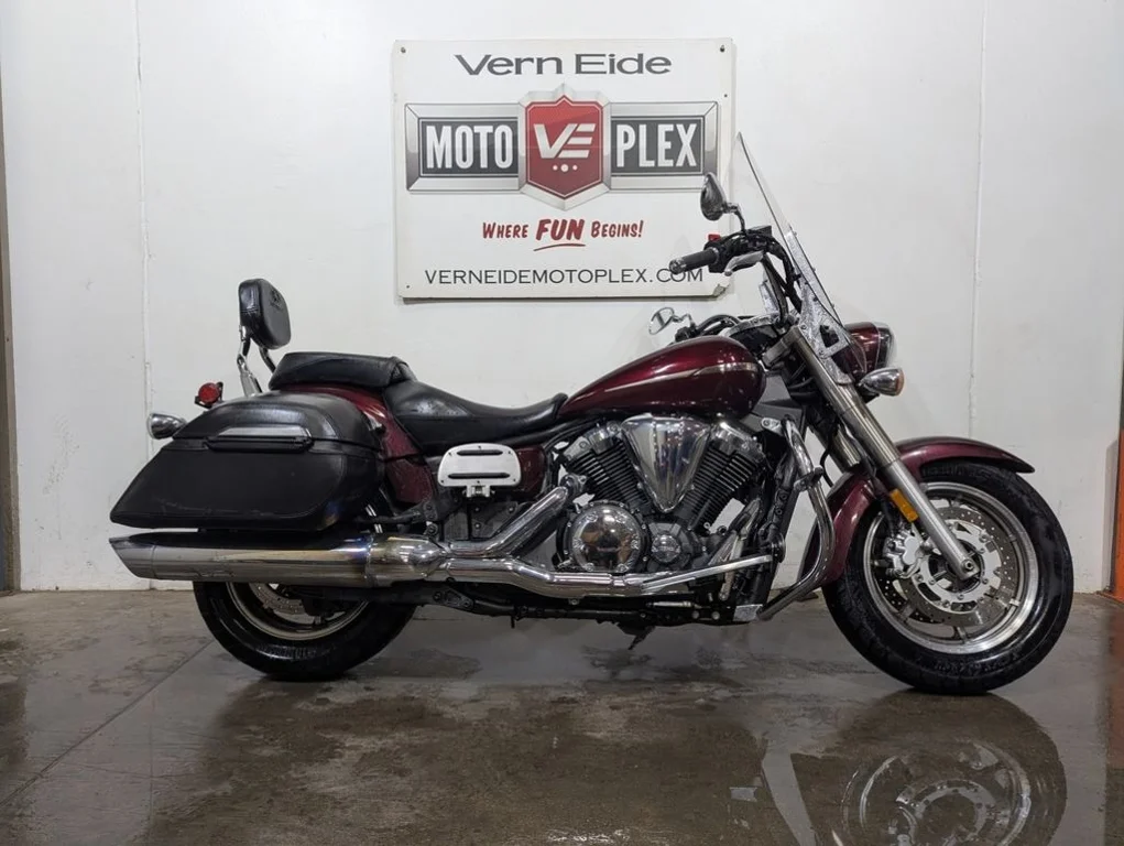 Used 2008 MAROON Yamaha Tourer image 1