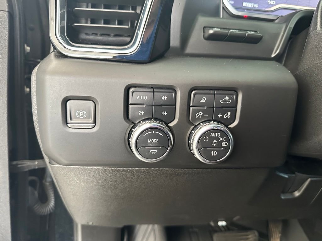 Used 2024 Black GMC Denali Ultimate image 20